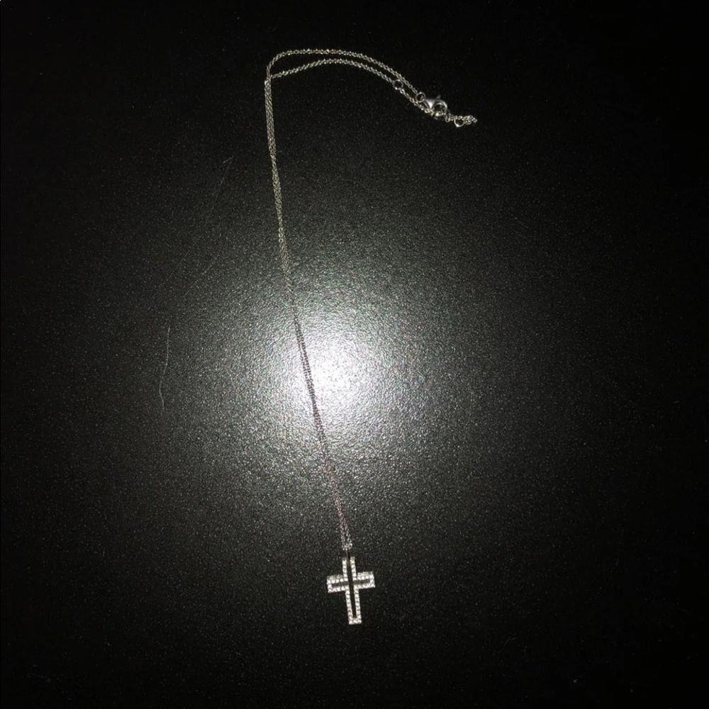 Sterling Silver Necklace with cross pendant